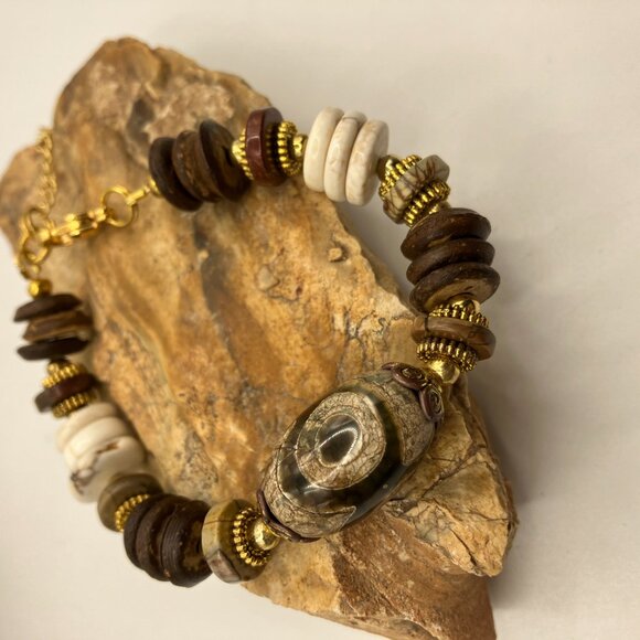 dZi + Tibetan Oval Agate dZi Bead Bracelet 7 in Lobster Clasp Adjustable NEW - Picture 1 of 7